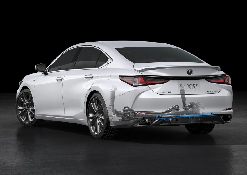全新 Lexus ES 北京车展亮相，E-Class与5系列的新对手 66960