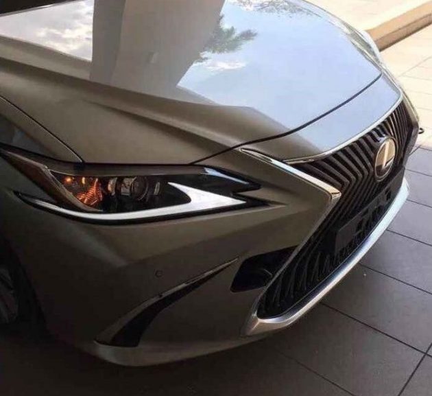 无伪谍照流出，新一代 2019 Lexus ES 车头造型曝光