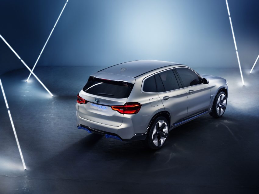 北京车展：BMW Concept iX3 发表，400公里纯电动续航 67162