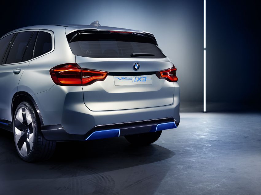 北京车展：BMW Concept iX3 发表，400公里纯电动续航 67166