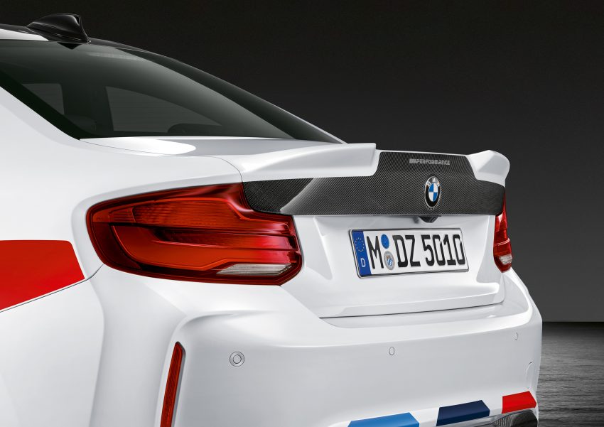 BMW M2 Competition M Performance 轻量化运动套件 68122