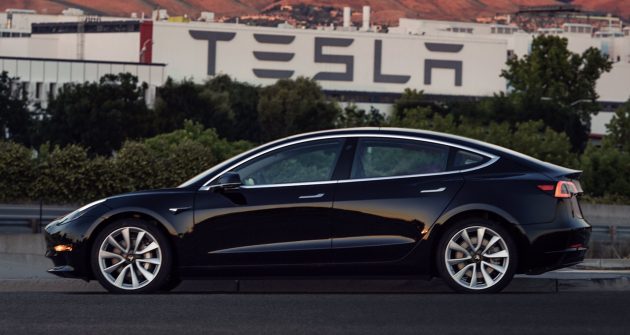 指采矿过程太耗电不环保, Tesla 宣布暂停接受比特币交易