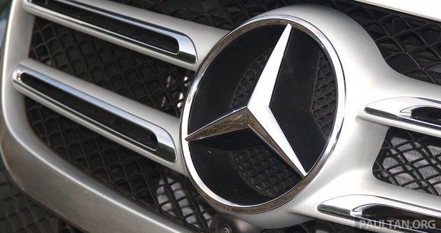 Mercedes-Benz 柴油引擎排放造假风波延烧，德国交通部勒令 Daimler 召回77.4万辆柴油车，Daimler 坚决否认作弊