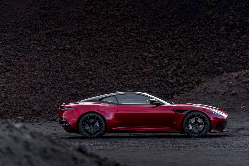 英伦旗舰跑车, Aston Martin DBS Superleggera 官图释出 70920