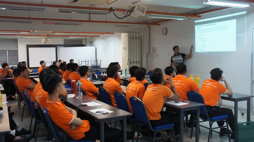 与 TOC 汽车学院合作，MSF 赛车运动学徒课程正式开跑 70783