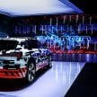 首见量产版电子后视镜，Audi e-tron 纯电动SUV内饰官图