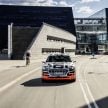 首见量产版电子后视镜，Audi e-tron 纯电动SUV内饰官图