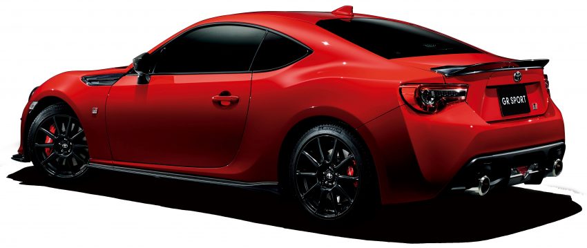 Toyota 86 GR Sport 官图发布，运动套件上身，动力不变 71318