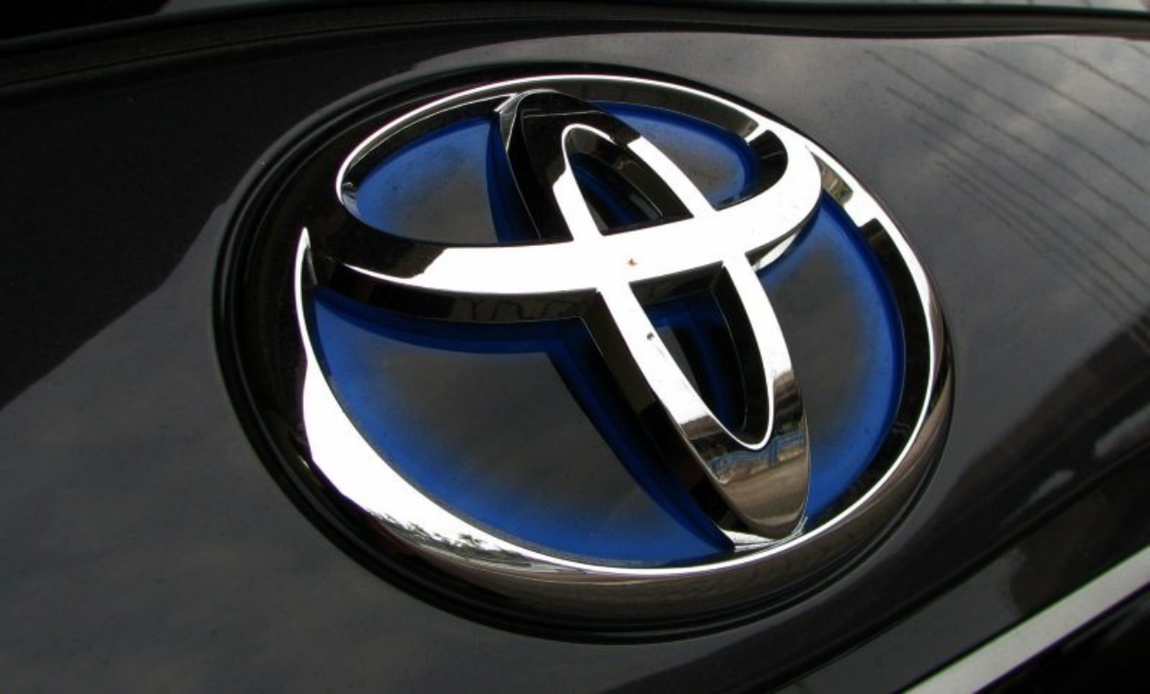 全球销量再创高峰达1,123万辆，Toyota 连续四年称霸车坛