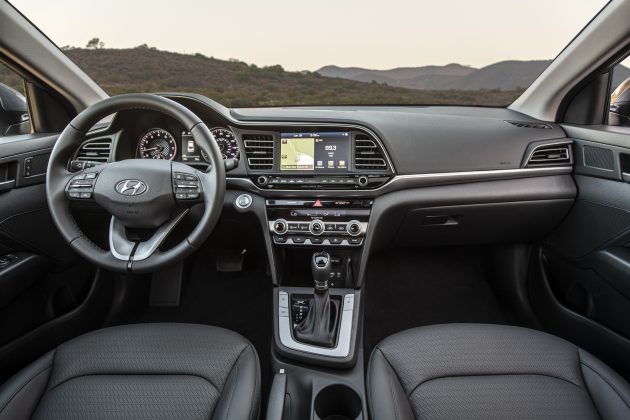 小改款 Hyundai Elantra 发布, 搭载 SmartSense 安全配套