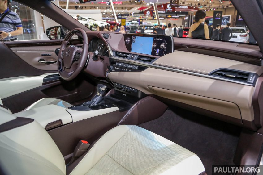 全新 Lexus ES 正式登陆印尼市场，只有单一 Hybrid 等级 73500
