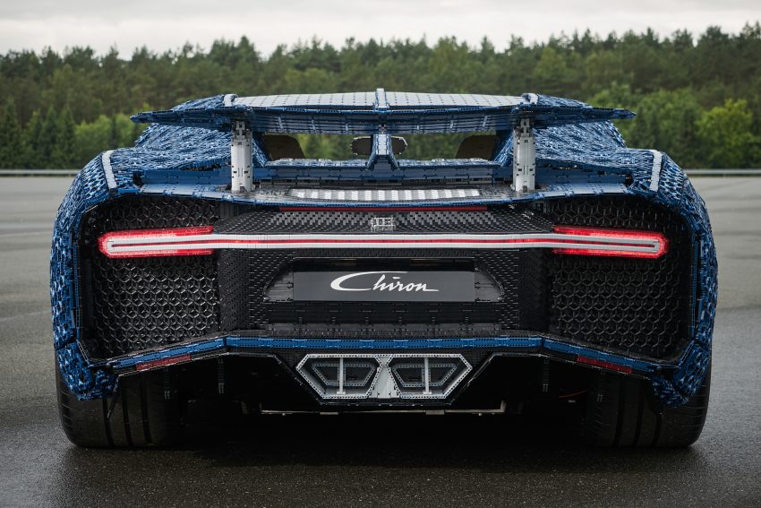 可上路行驶，实车比例 Lego 版 Bugatti Chiron 特别登场 75394
