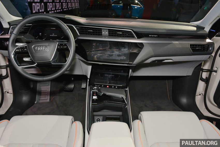 品牌首款纯电动 SUV，Audi e-tron 于美国进行全球首发 76339