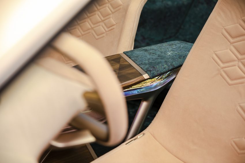 BMW Vision iNEXT 概念纯电SUV官图，2021年实现量产 76471