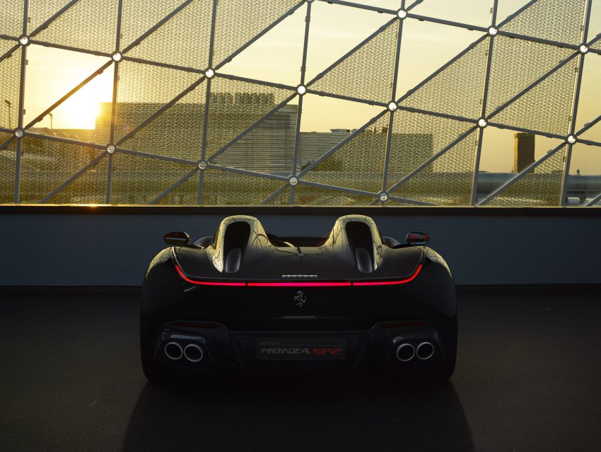 809匹马力无顶限量超跑，Ferrari Monza SP1 与 SP2 面世 76503