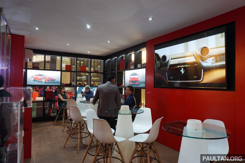 Ferrari 首次走入人群，在 Pavilion KL 举办流动路秀活动 77026