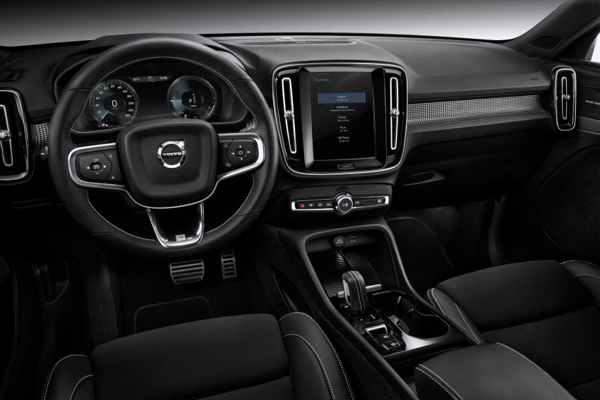 Volvo XC40 本地正式发布，只有T5一个等级，售25.6万 77866