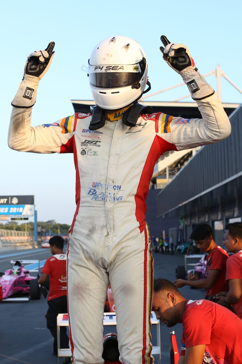 东南亚F4大奖赛: Ghiretti 持续大热, 大马二车手登领奖台 80304