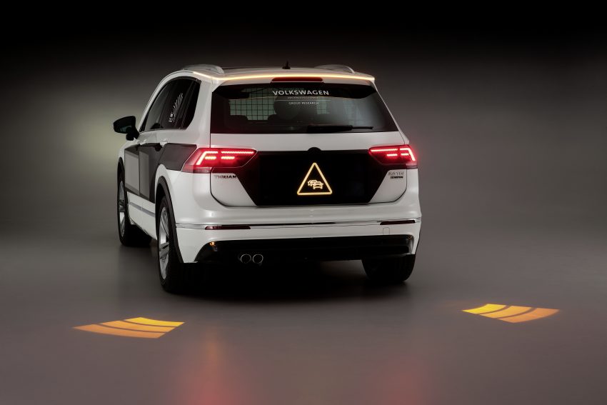 可与道路使用者交流，Volkswagen 研发智能车灯照明技术 79051