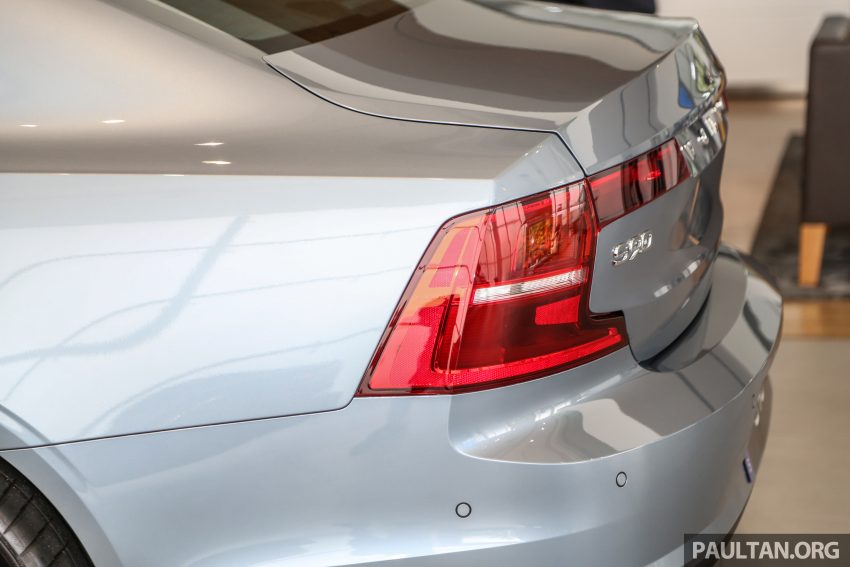 入门级 Volvo S90 T5 Momentum 本地上市，RM 338,888 80348