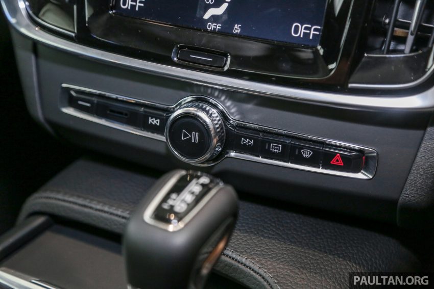 入门级 Volvo S90 T5 Momentum 本地上市，RM 338,888 80361