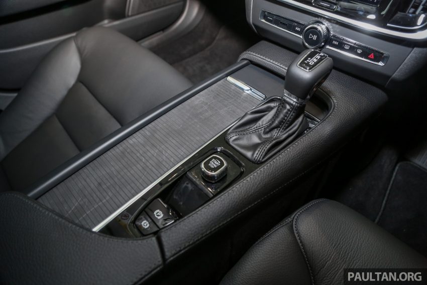 入门级 Volvo S90 T5 Momentum 本地上市，RM 338,888 80362