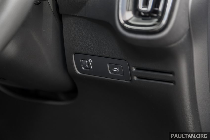 Volvo XC40 本地正式发布，只有T5一个等级，售25.6万 77981