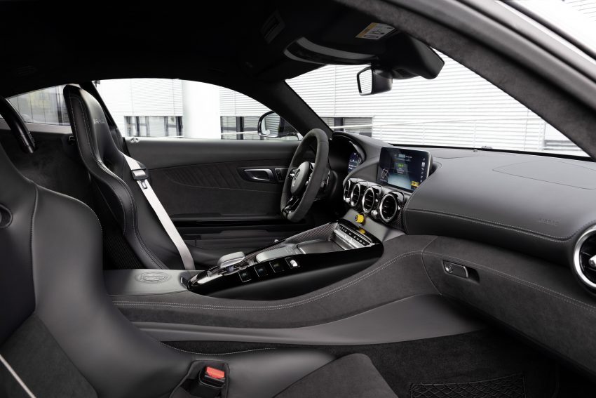 Mercedes-AMG GT 车系小改款，新增限量版 GT R Pro 84005