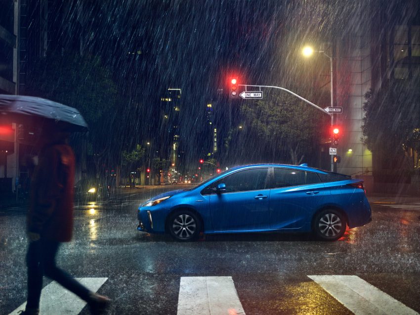 2019 Toyota Prius 小改款官图发布，新电动四轮驱动系统 83689