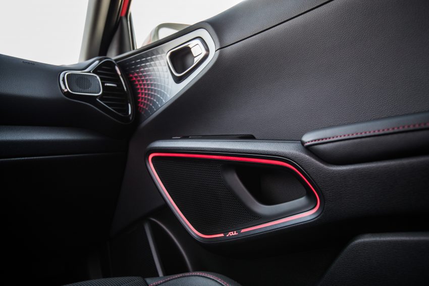 全新三代 Kia Soul 正式发布，提供1.6升涡轮引擎及电动版 84054