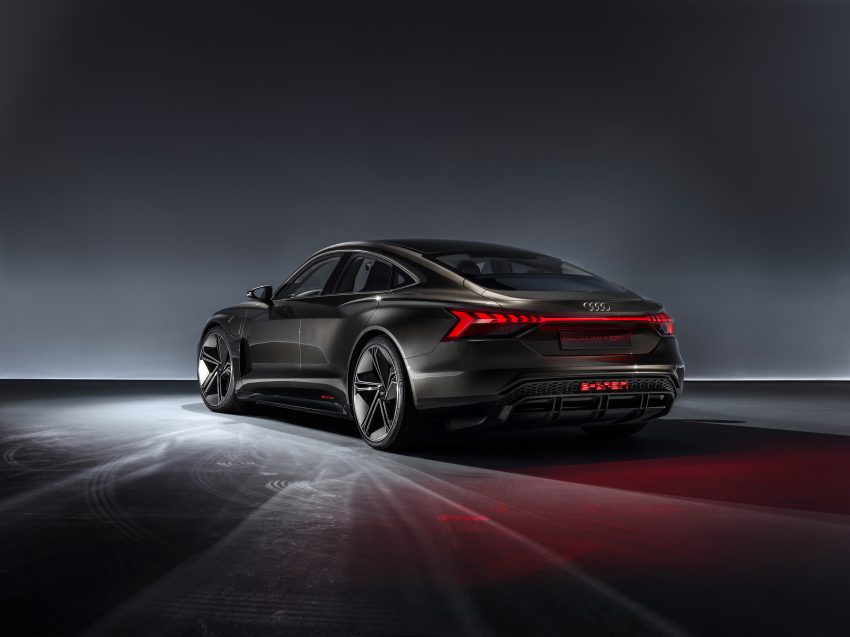 Audi e-tron GT 概念车洛杉矶车展亮相，纯电动582匹马力 83795