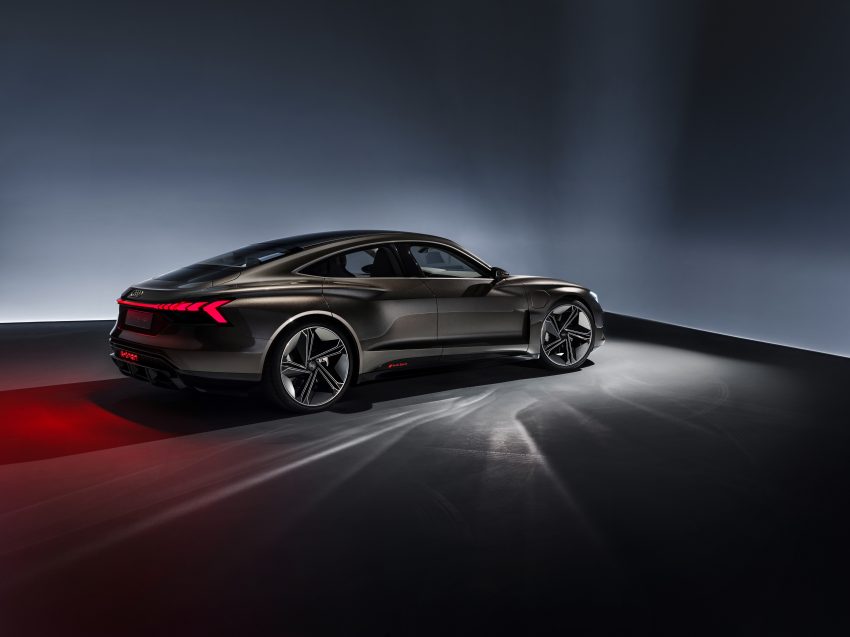 Audi e-tron GT 概念车洛杉矶车展亮相，纯电动582匹马力 83796