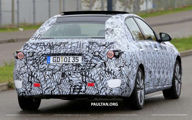 谍照:新一代 W206 Mercedes-Benz C-Class 路测被捕获