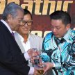 大马汽车研究院（MAI）易名为大马汽车、机器人和物联网研究院（MARiii）；首相马哈迪获本地汽车业终身成就奖