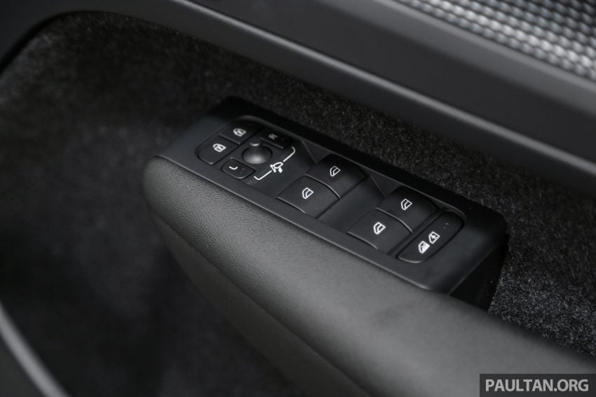 试驾：Volvo XC40 时髦小雷神，荣膺多项殊荣的北欧新锐 85031
