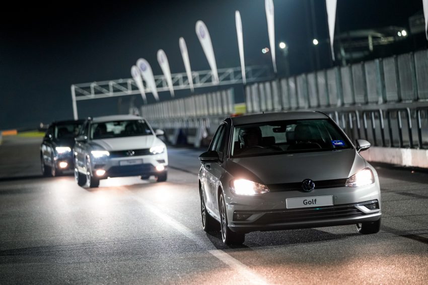 在雪邦赛道体验 Volkswagen Golf GTI 的动力和操控表现 85799
