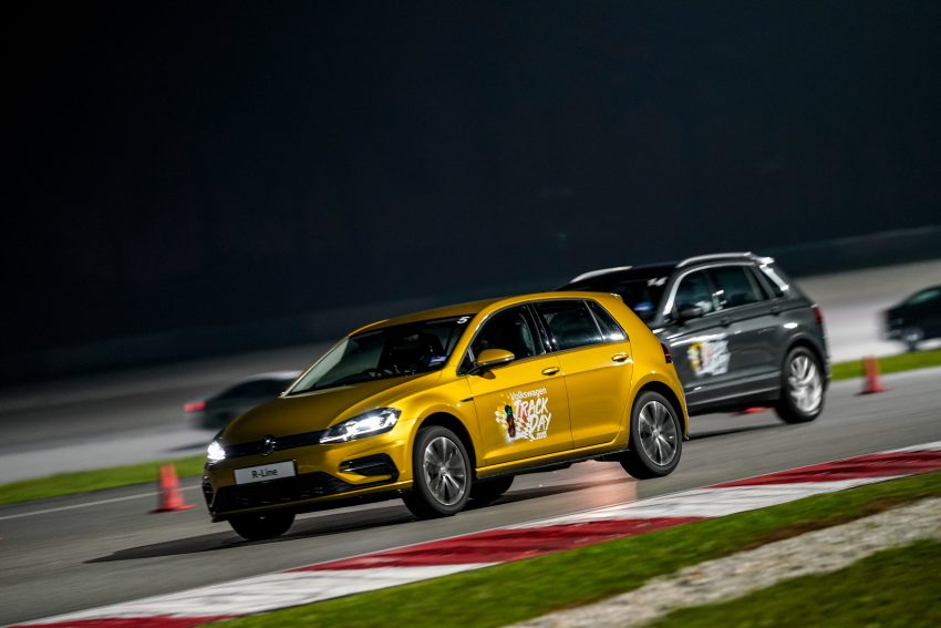 在雪邦赛道体验 Volkswagen Golf GTI 的动力和操控表现 85803