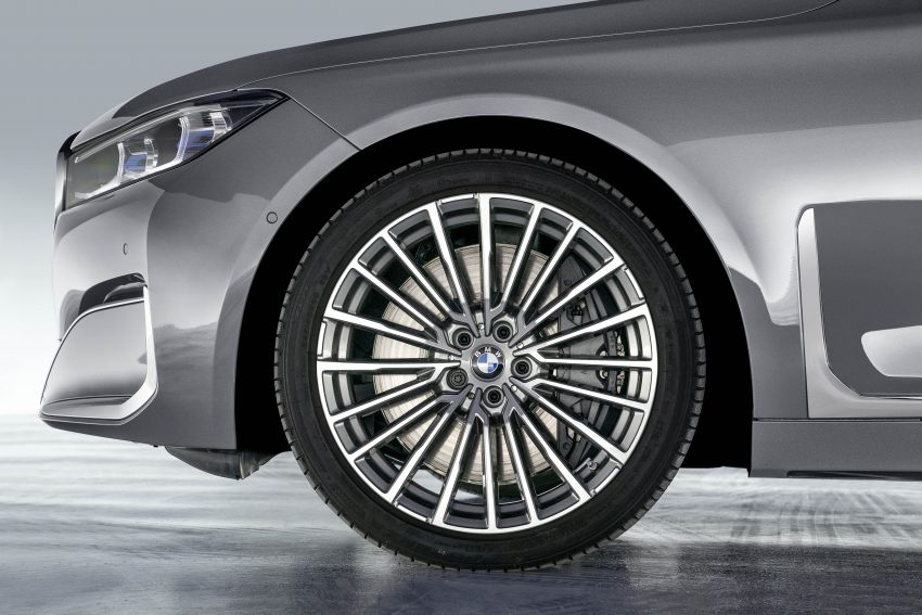 老板们的霸气座驾！小改款 G11 / G12 BMW 7 Series 于上海全球首发，升级插电式混动系统、新V8双涡轮增压引擎 86619