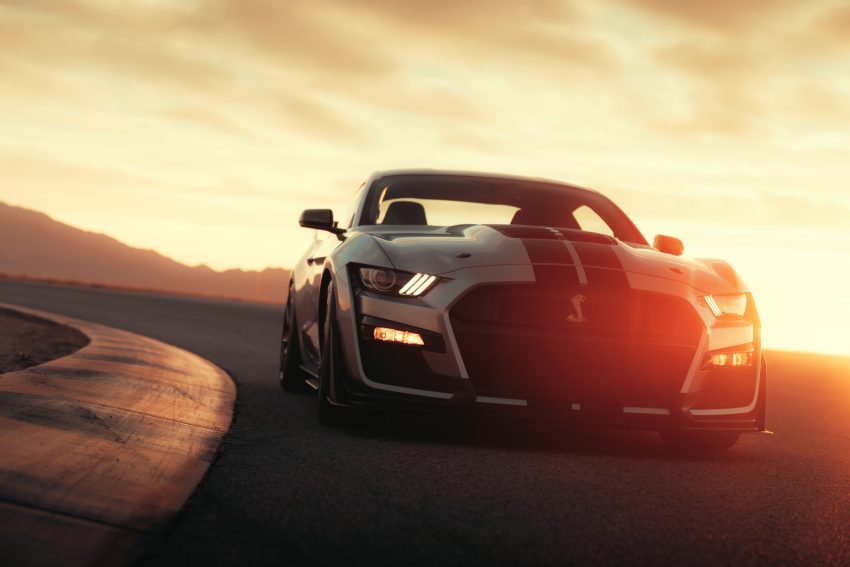 全新 2020 Ford Mustang Shelby GT500 正式于北美车展亮相，搭载5.2升V8机械增压引擎，突破700匹最大马力！ 86326