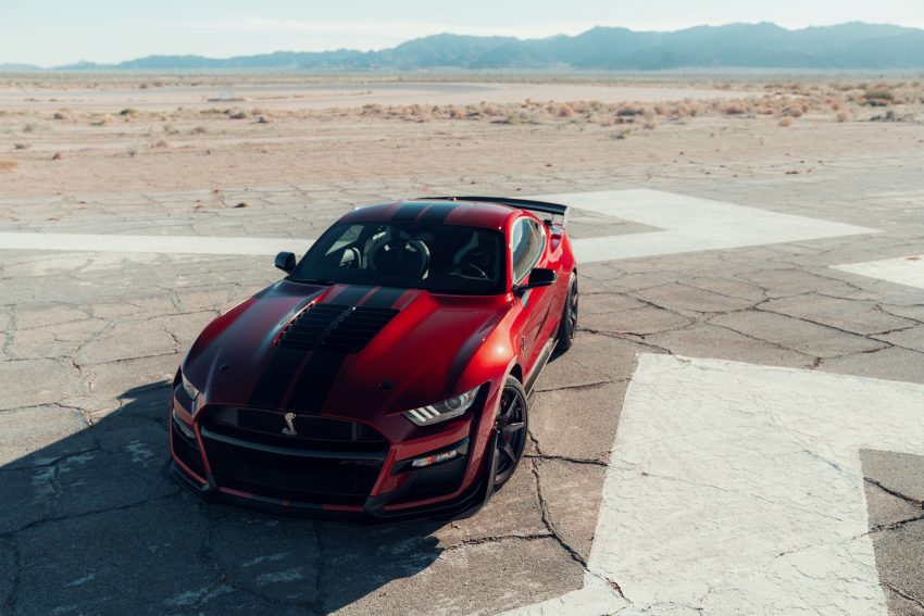 全新 2020 Ford Mustang Shelby GT500 正式于北美车展亮相，搭载5.2升V8机械增压引擎，突破700匹最大马力！ 86335