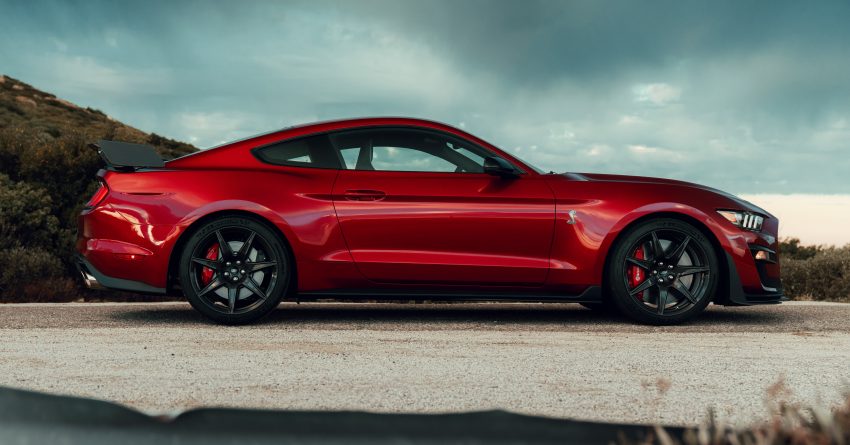 全新 2020 Ford Mustang Shelby GT500 正式于北美车展亮相，搭载5.2升V8机械增压引擎，突破700匹最大马力！ 86317