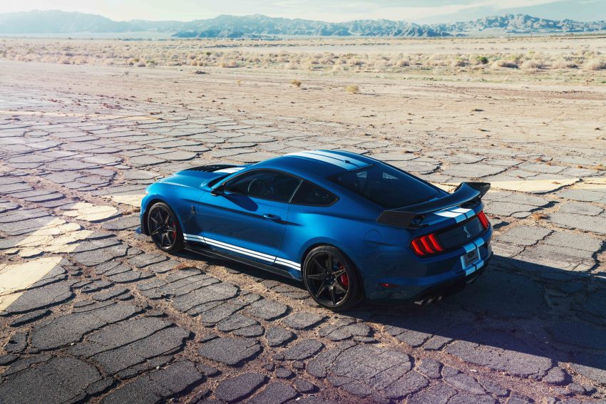 全新 2020 Ford Mustang Shelby GT500 正式于北美车展亮相，搭载5.2升V8机械增压引擎，突破700匹最大马力！ 86336