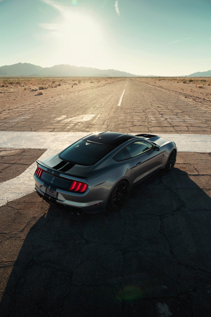 全新 2020 Ford Mustang Shelby GT500 正式于北美车展亮相，搭载5.2升V8机械增压引擎，突破700匹最大马力！ 86338