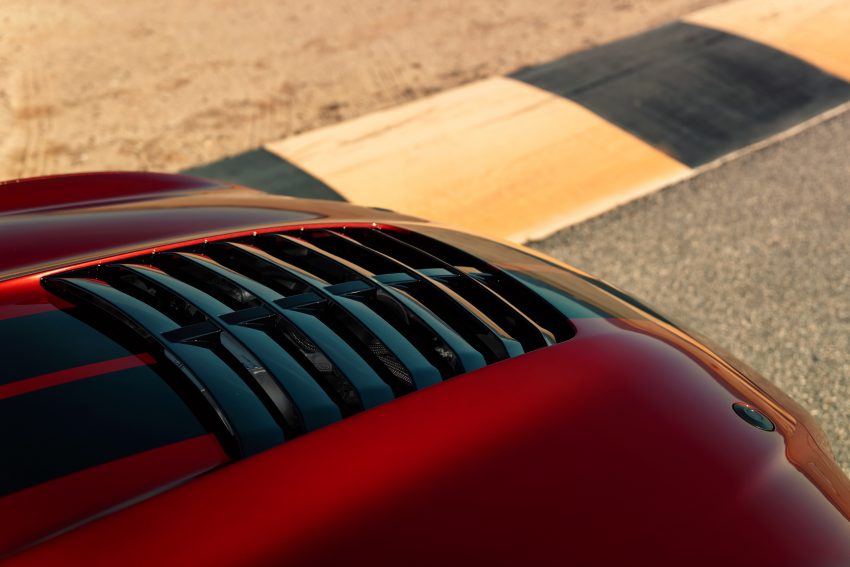 全新 2020 Ford Mustang Shelby GT500 正式于北美车展亮相，搭载5.2升V8机械增压引擎，突破700匹最大马力！ 86373