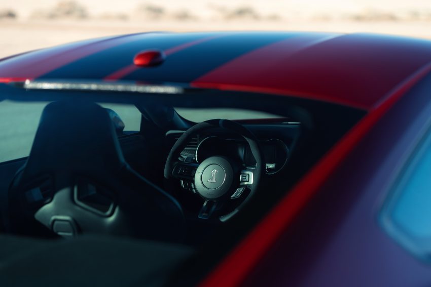 全新 2020 Ford Mustang Shelby GT500 正式于北美车展亮相，搭载5.2升V8机械增压引擎，突破700匹最大马力！ 86389