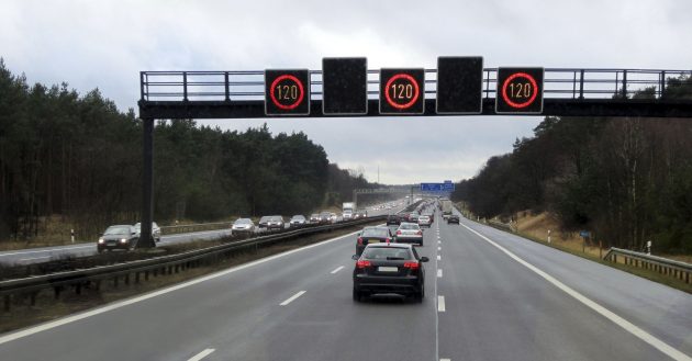 称有助环保减少车祸，德国现呼声要求高速公路设速限