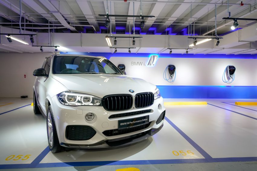 BMW 在Bangsar Shopping Centre增设6架车用充电站 87212