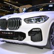 全新 BMW X5 与 X4 无伪装现身陈列室, 暗示本地发布在即