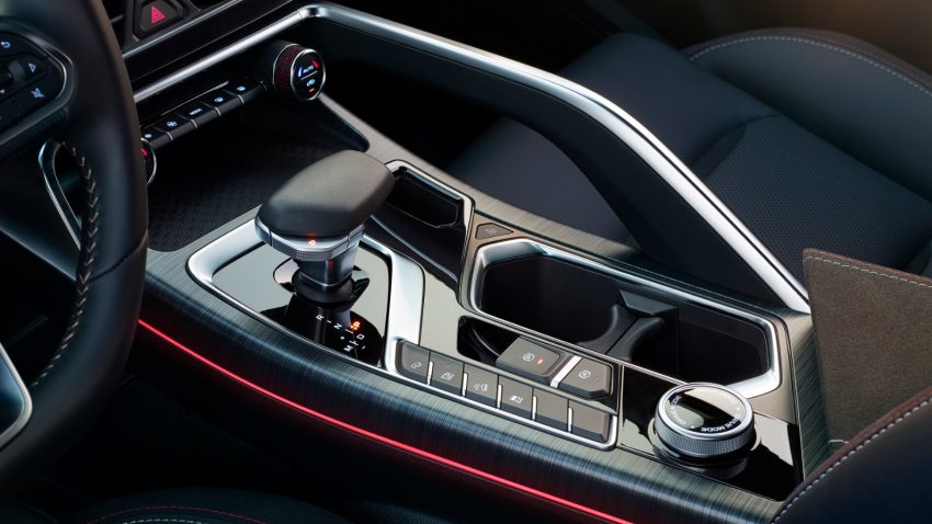 不跟家族风，全新吉利 Coupe SUV FY11 内饰官图发布 87161