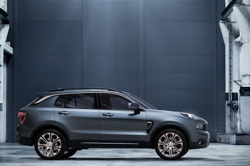 左驾版 Lynk & Co 01 被目击现身大马公路进行实地测试 85998